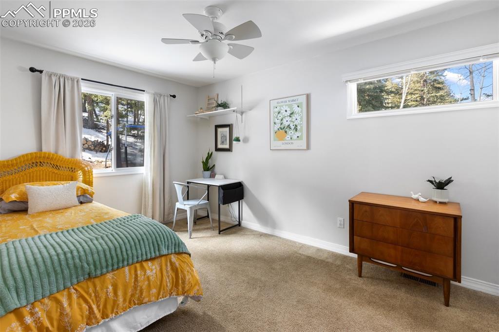 Image 12 of 21: Bedroom