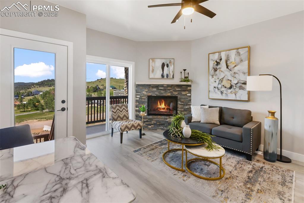 Image 5 of 36: Living Room