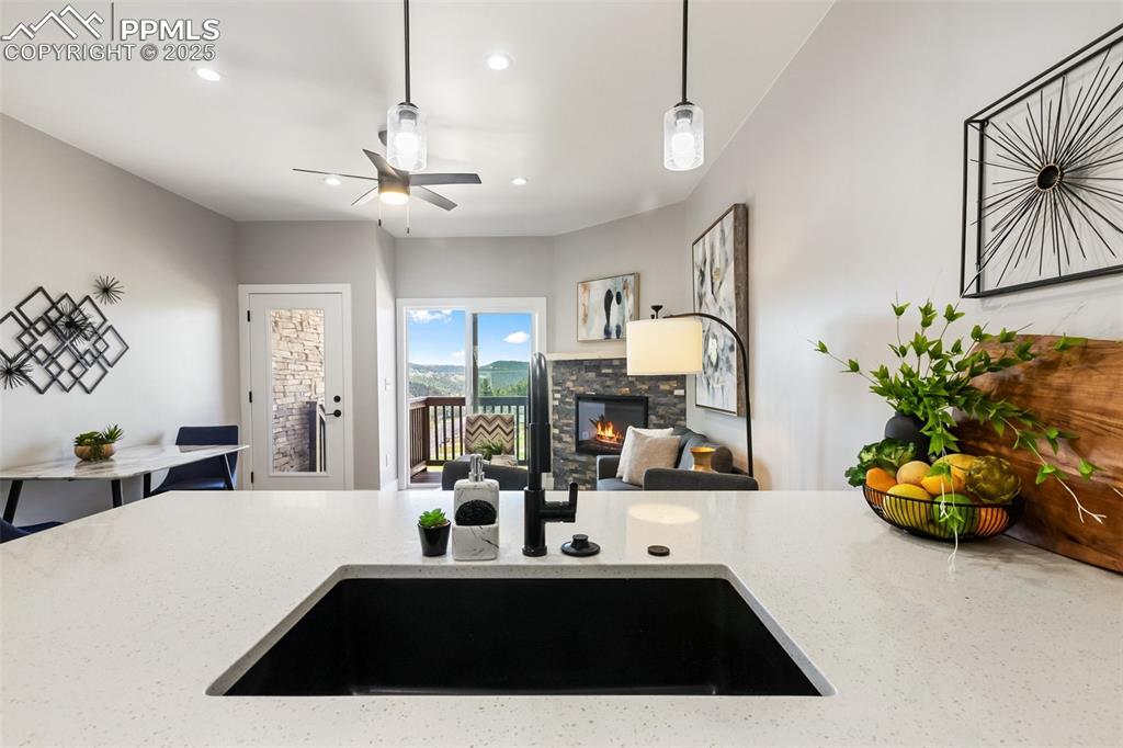 Image 9 of 36: Kitchen