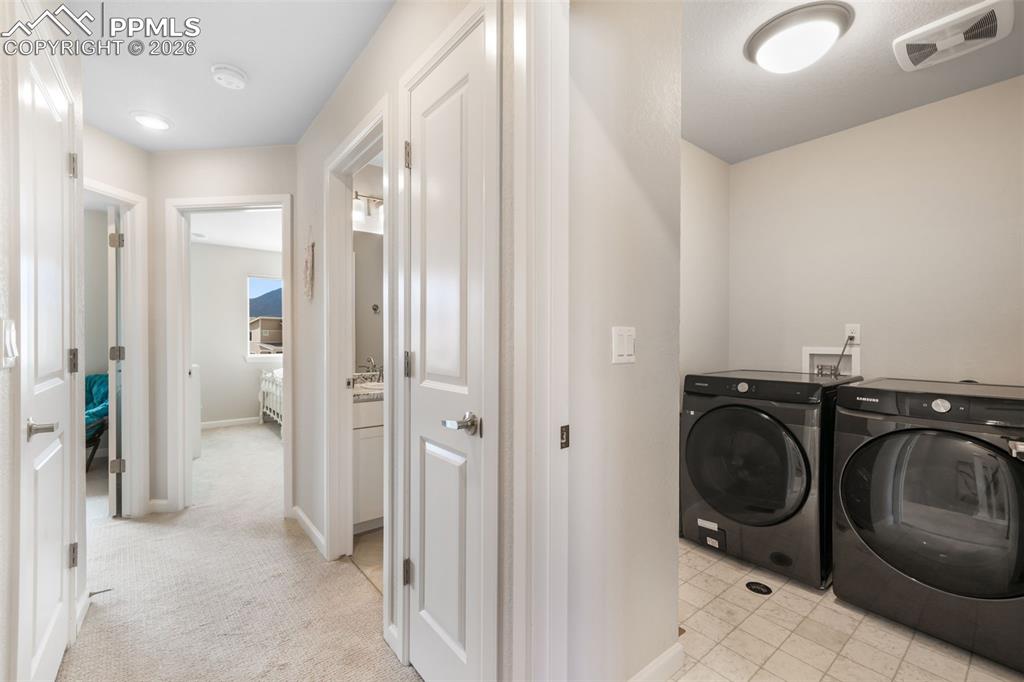 Image 33 of 48: Master Bedroom