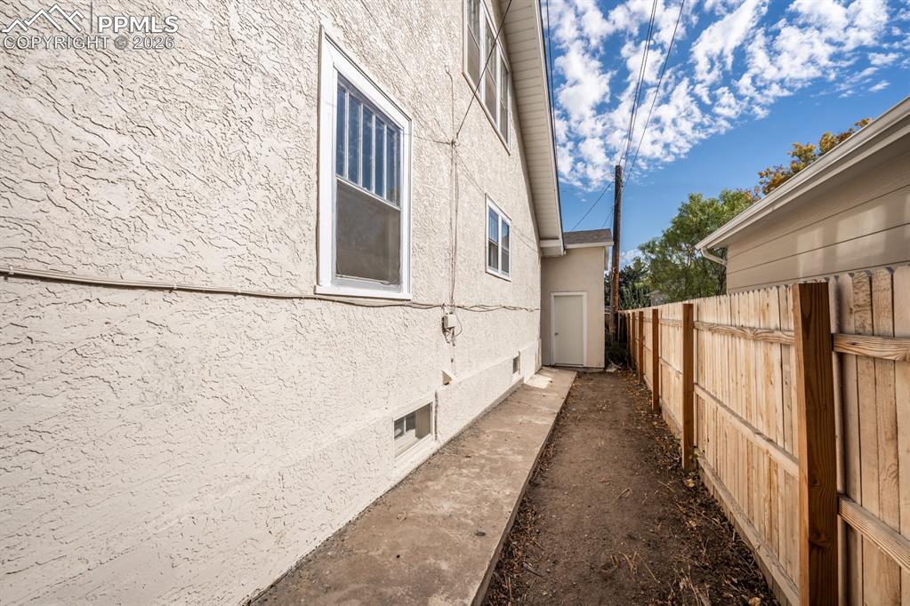 Image 22 of 26: Side of Structure