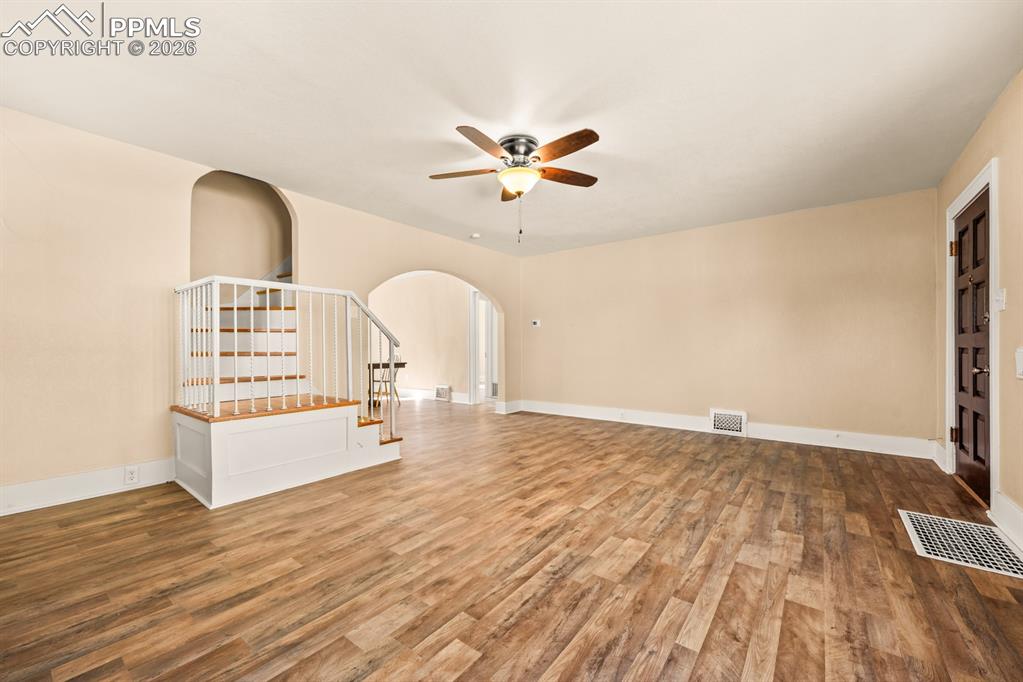 Image 3 of 26: Living Room