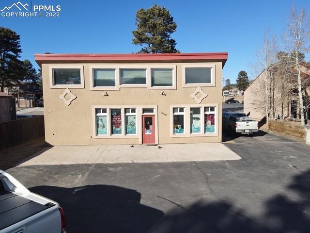Listing 4227047, Image 1 of 17