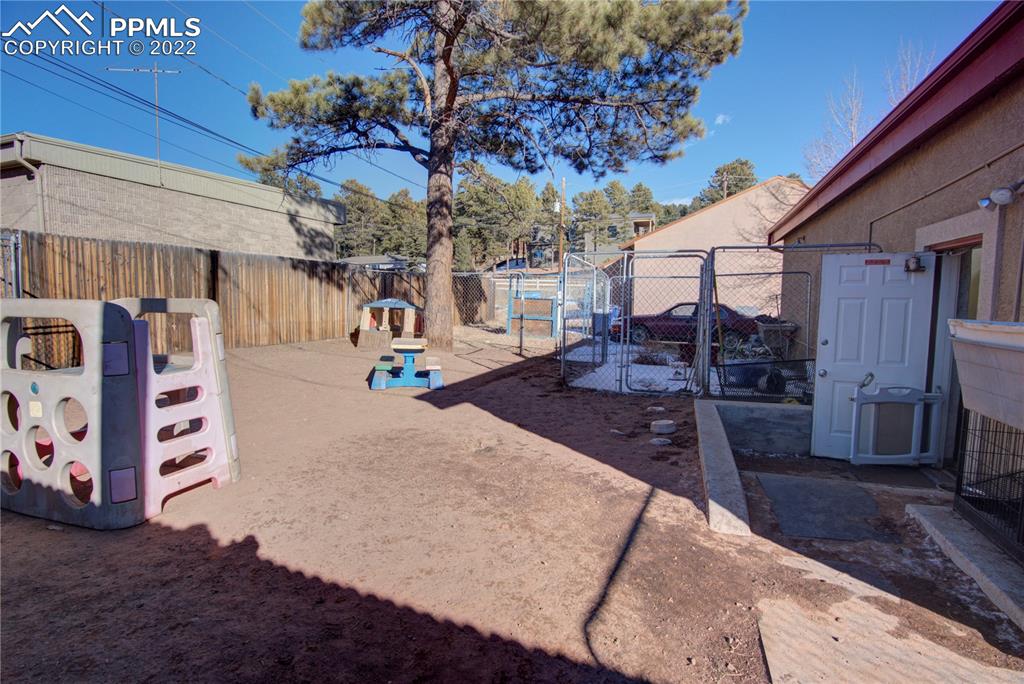 Listing 4227047, Image 17 of 17