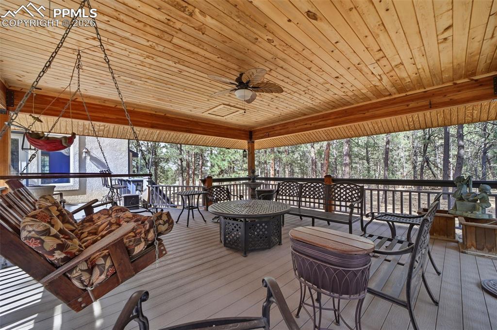 Image 11 of 50: Your dream outdoor entertaining area