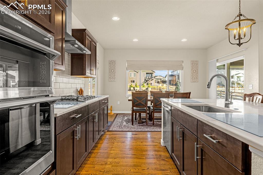 Image 12 of 48: Kitchen