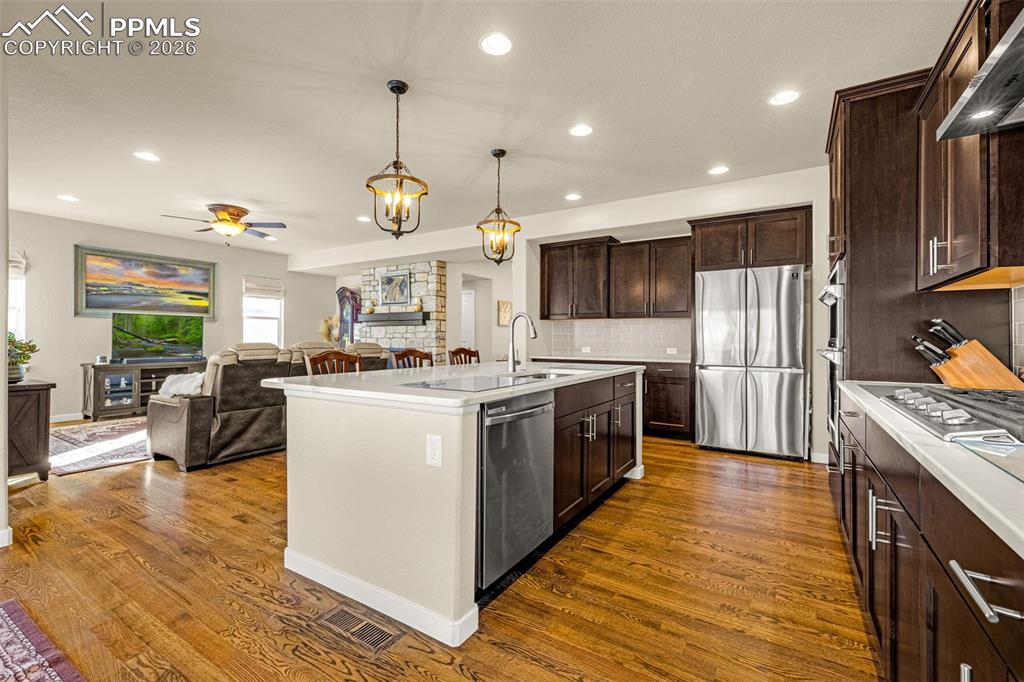 Image 8 of 48: Kitchen