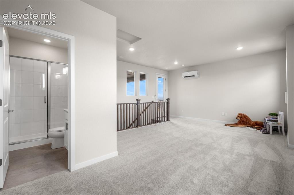 Image 31 of 38: Bonus Room