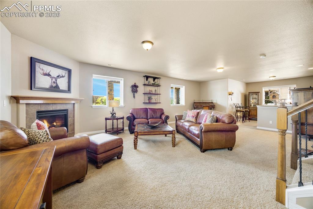 Image 21 of 32: Family Room