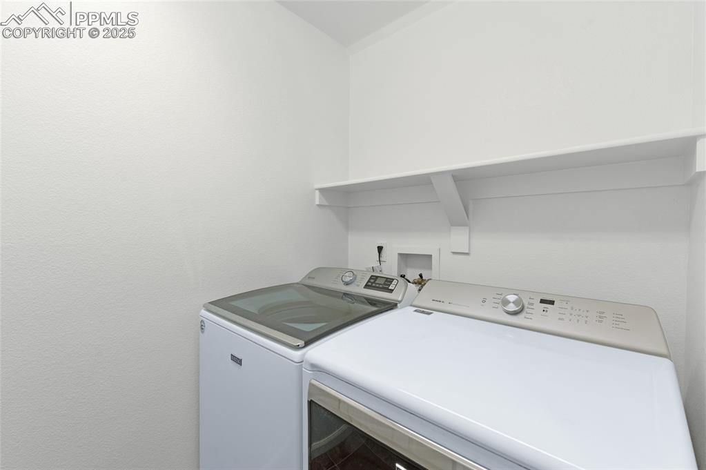 Image 13 of 29: Laundry