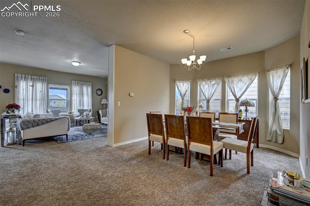 Image 9 of 47: Dining Area