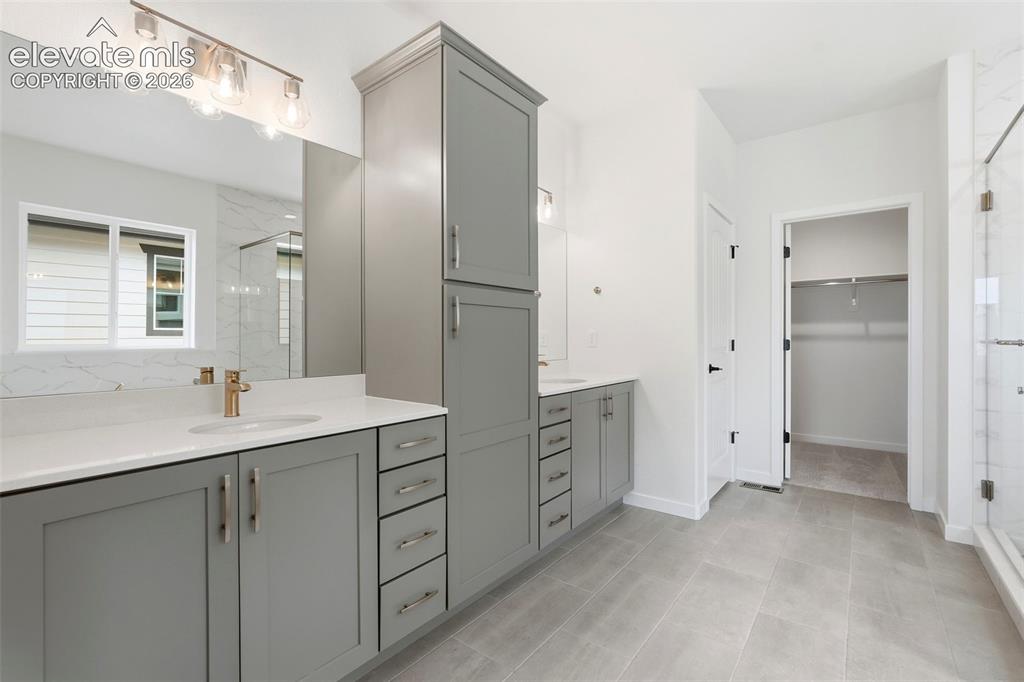 Image 19 of 50: Primary Bathroom