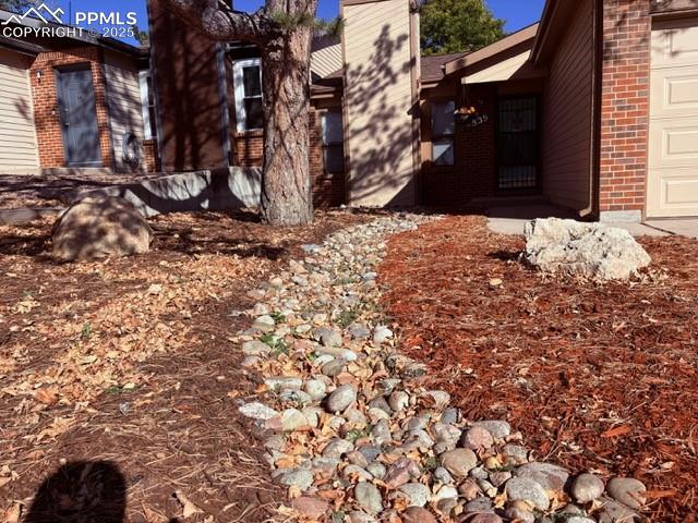 Image 18 of 18: Other