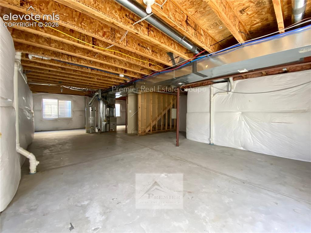 Image 18 of 19: Basement