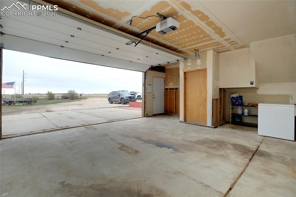 Image 14 of 43: Living Room