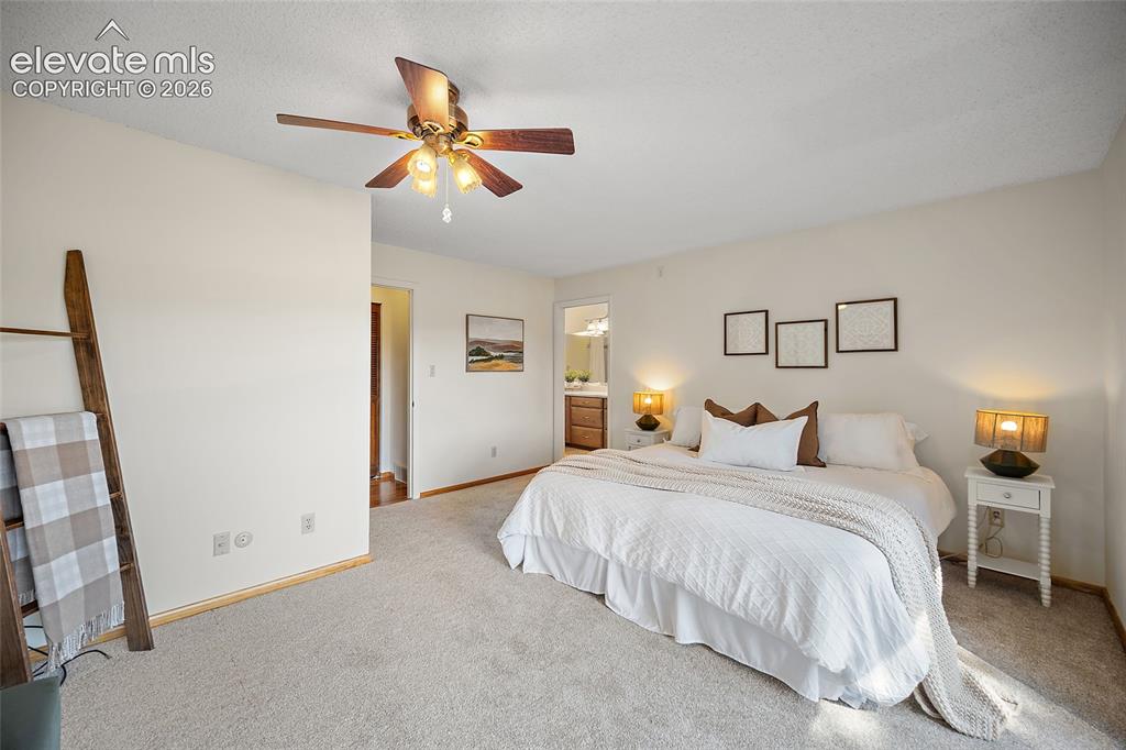 Image 11 of 39: Bedroom