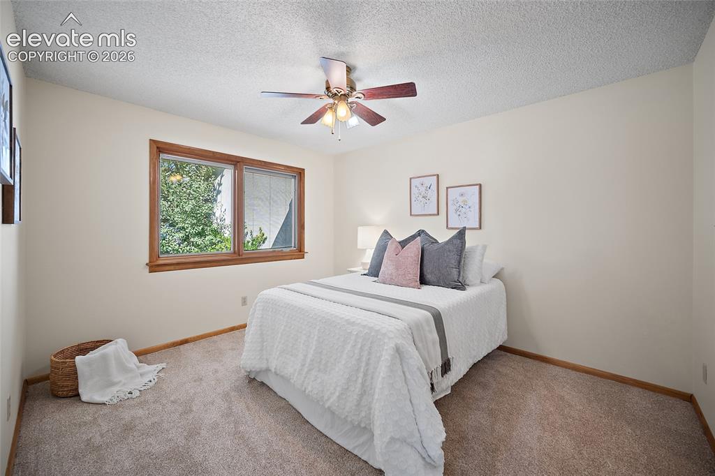 Image 16 of 39: Bedroom