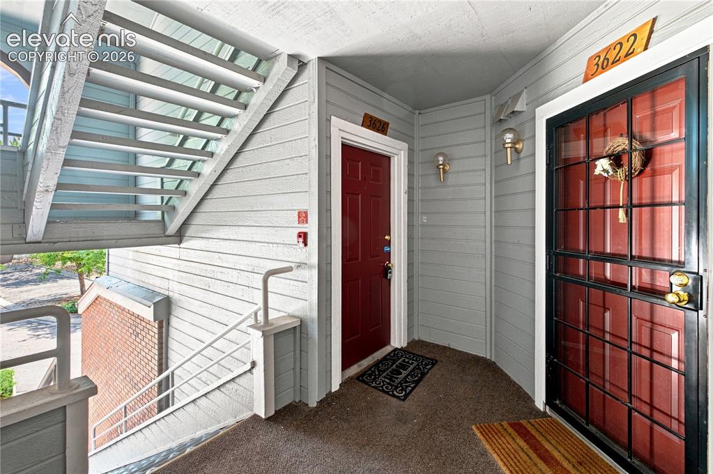 Image 3 of 26: Entry