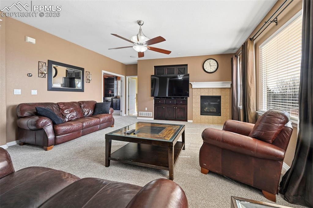 Image 5 of 38: Living Room