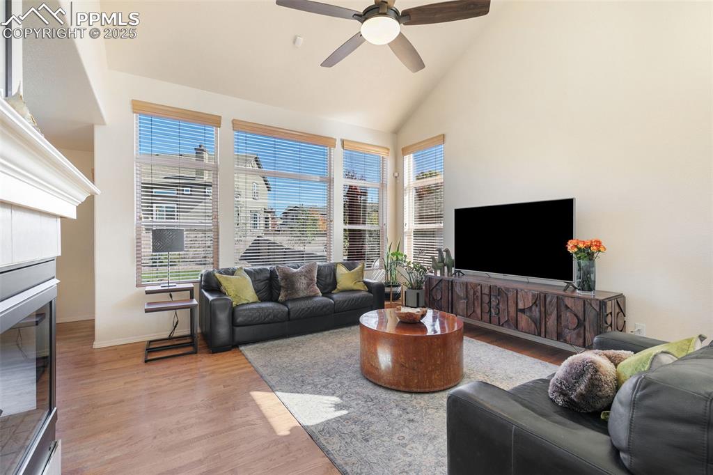 Image 10 of 44: Living Room