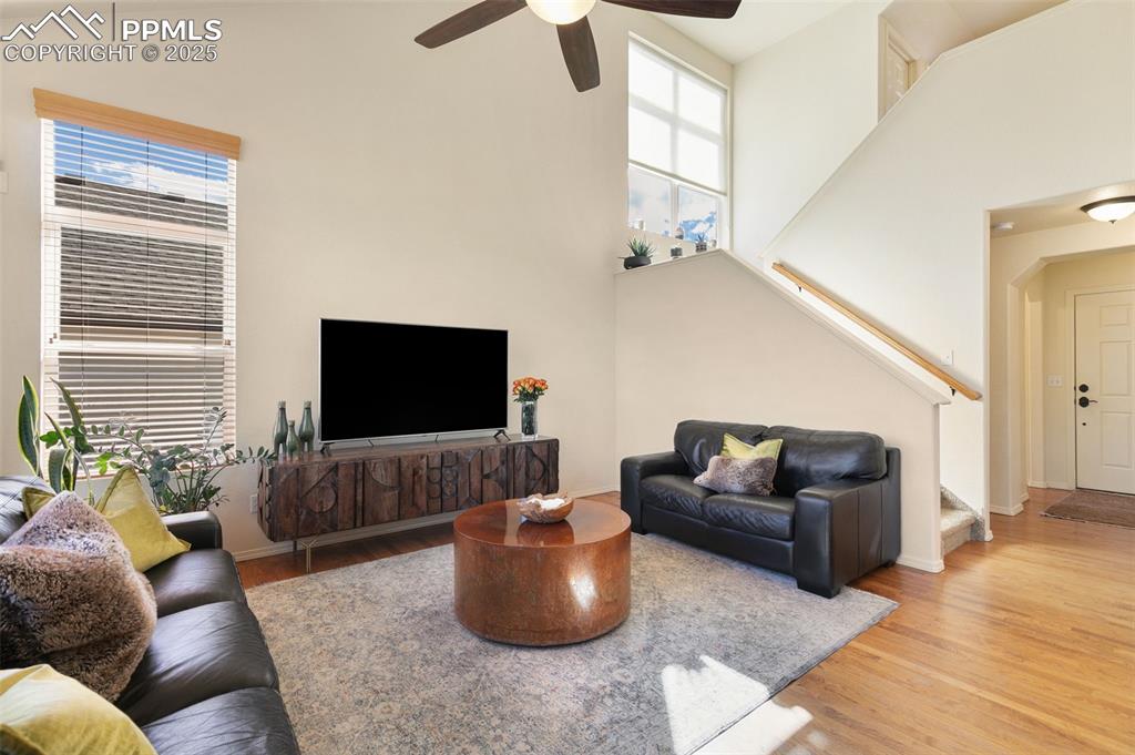 Image 12 of 44: Living Room