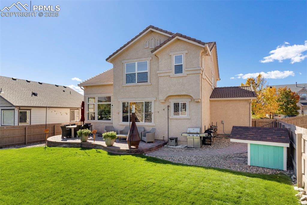 Image 41 of 44: Back of Structure