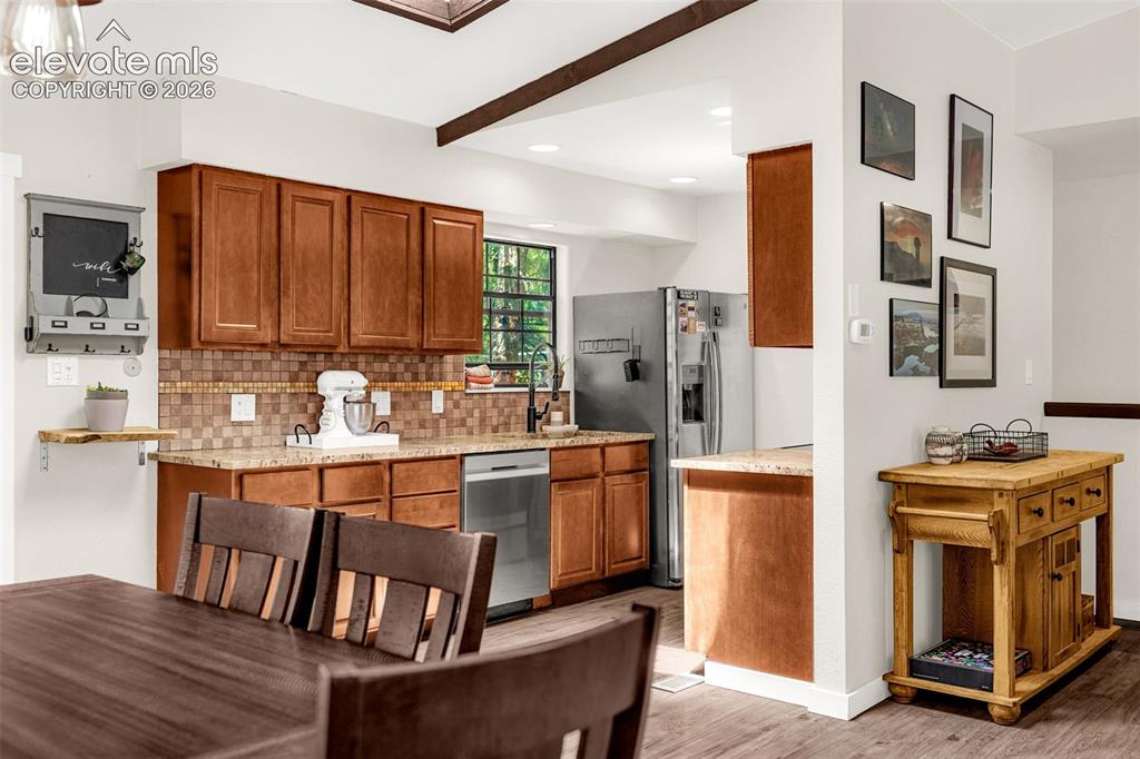 Image 12 of 45: Kitchen