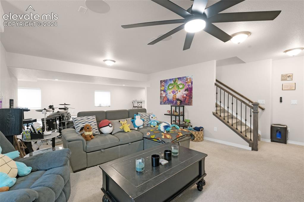 Image 19 of 28: Living Room