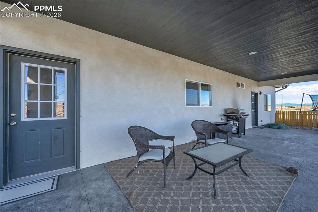 Image 11 of 45: Patio