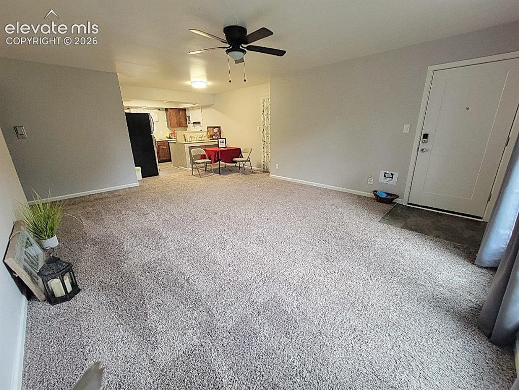 Image 5 of 26: Living Room