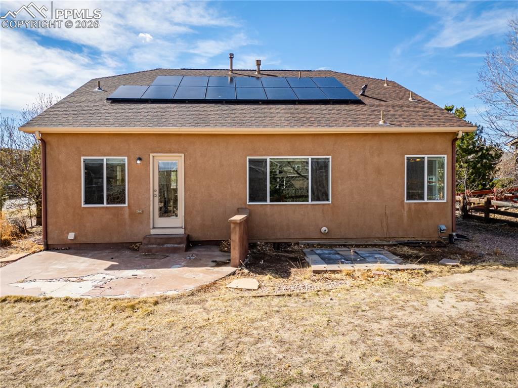 Image 28 of 37: Back of Structure