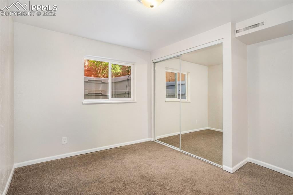 Listing 4248663, Image 19 of 35
