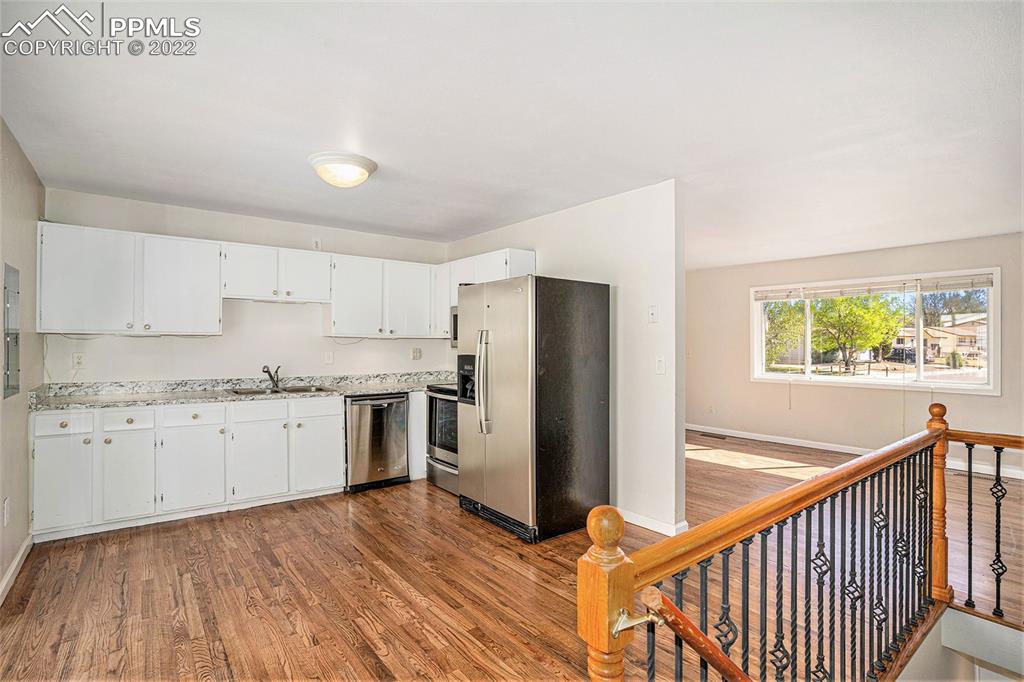 Listing 4248663, Image 5 of 35