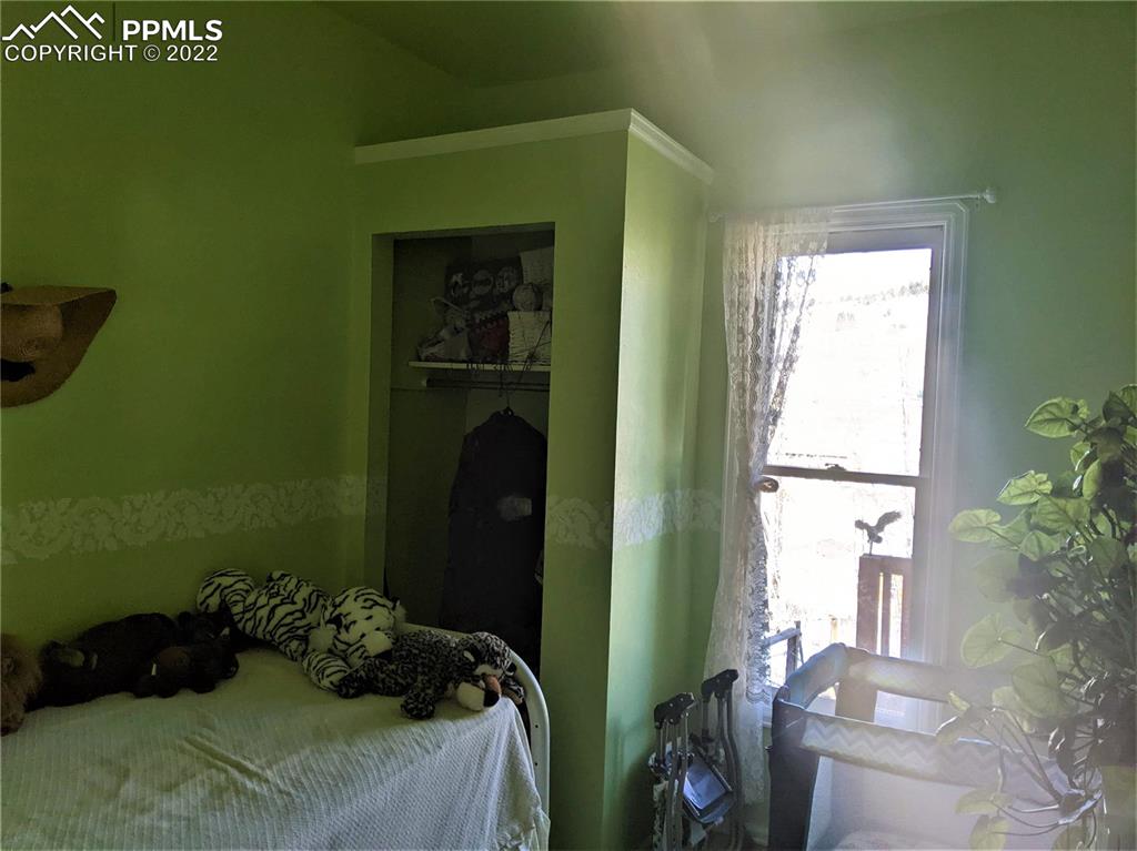Listing 4248801, Image 3 of 15