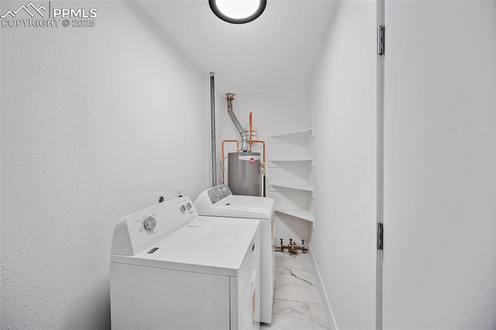 Image 39 of 40: Laundry