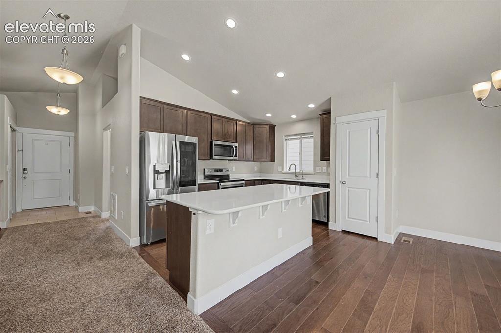 Image 11 of 44: Kitchen
