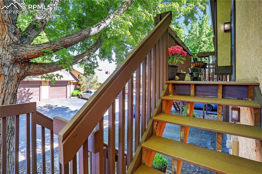 Image 2 of 25: View of stairway