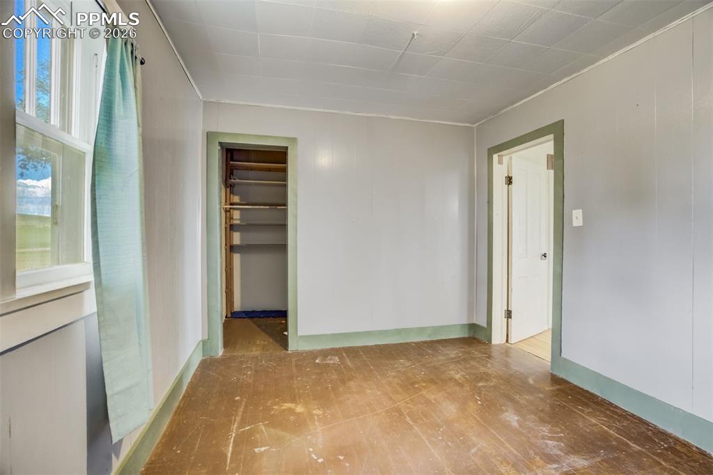 Image 36 of 50: No Description Available