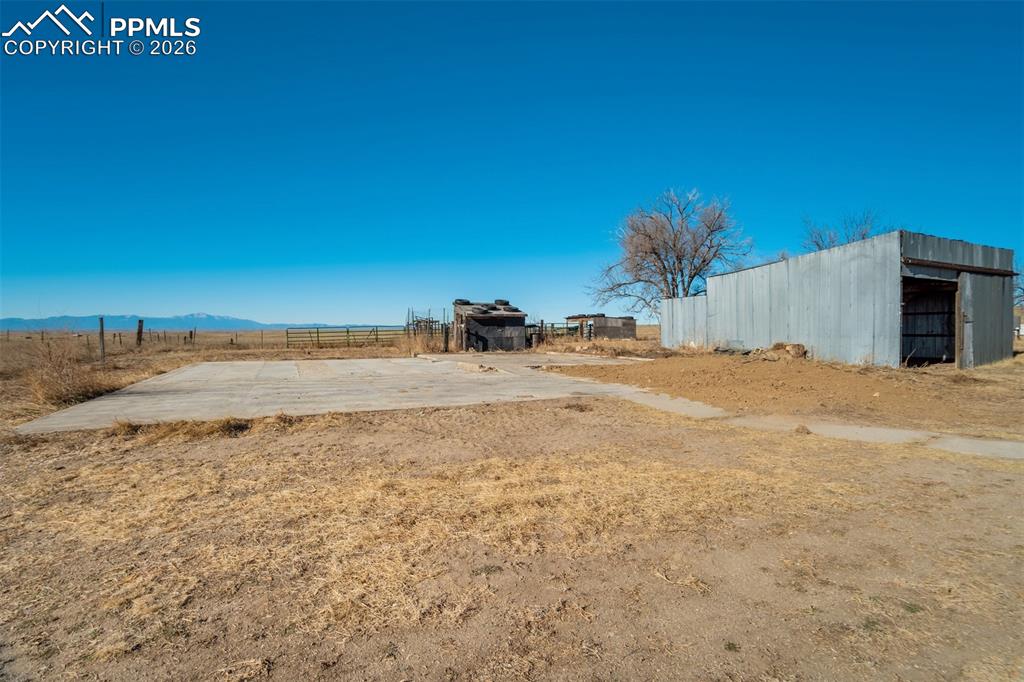 Image 41 of 50: No Description Available