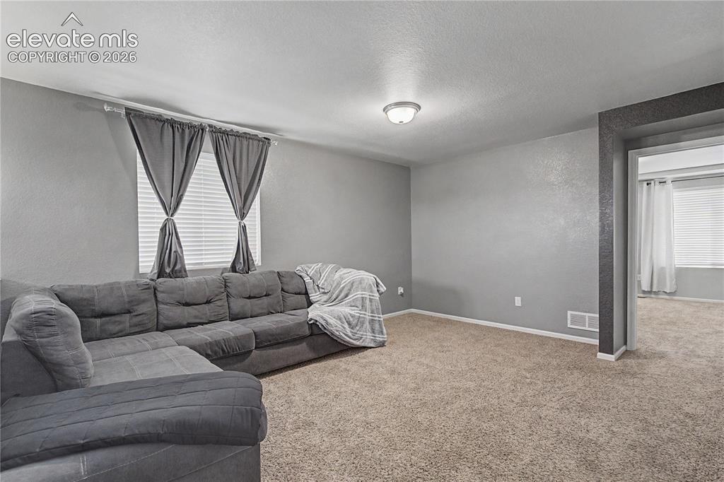 Image 14 of 40: Loft Area!