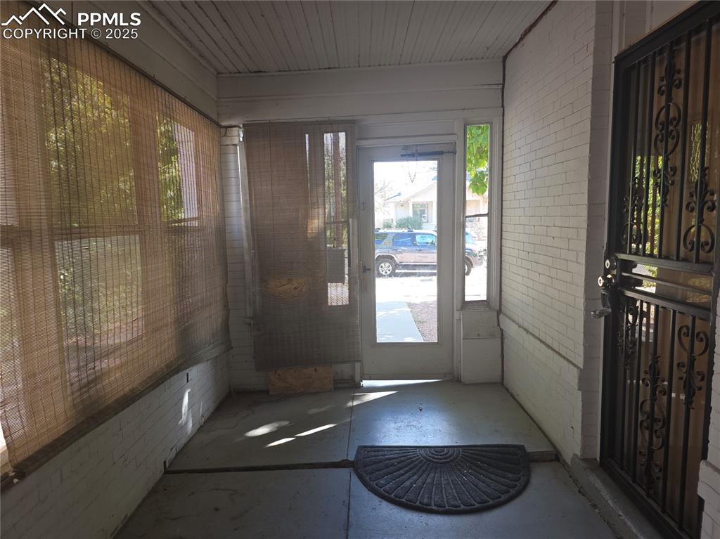 Image 2 of 37: Entry