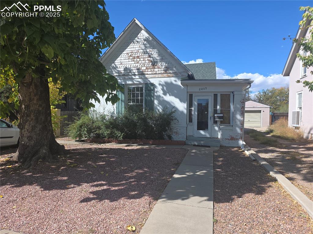 Image 36 of 37: Front of Structure