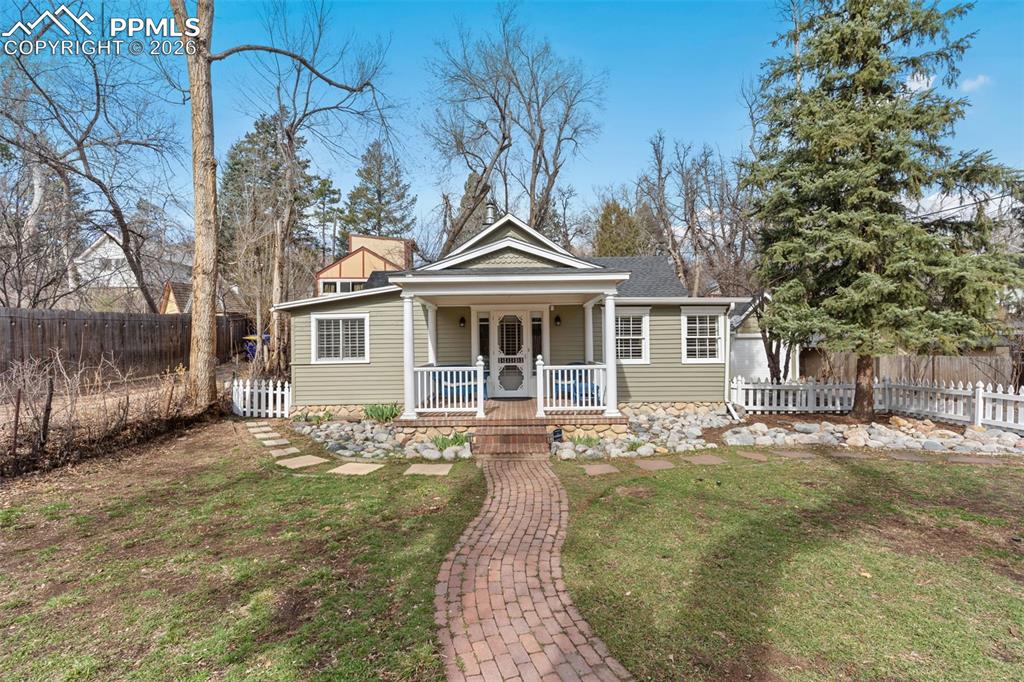 Image 2 of 36: Front of Structure