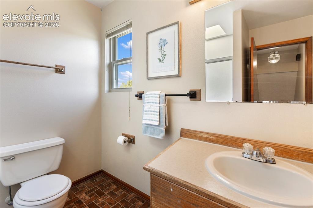 Image 43 of 47: Second full bath to service bedrooms two and three.