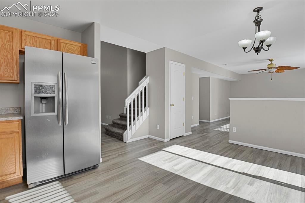 Image 9 of 38: Kitchen