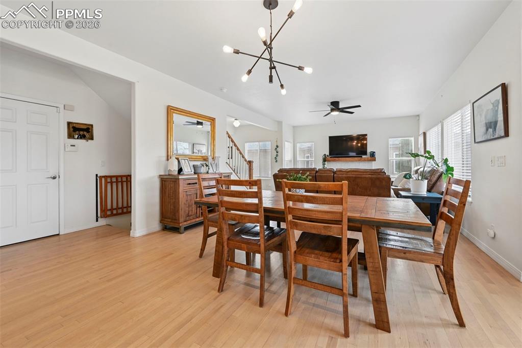 Image 8 of 49: Dining Area