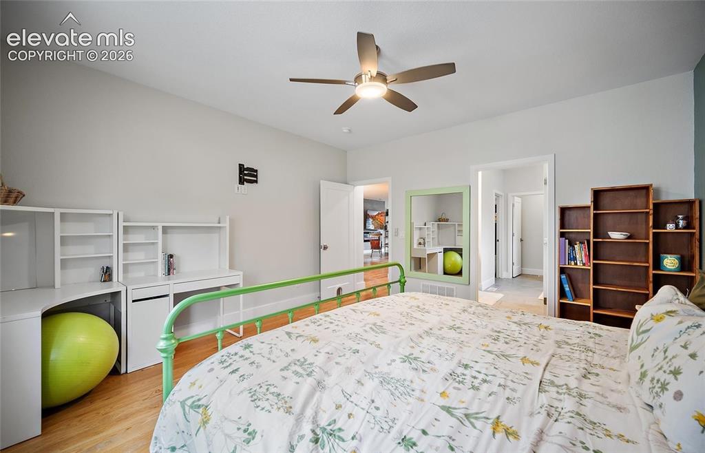 Image 16 of 47: Bedroom