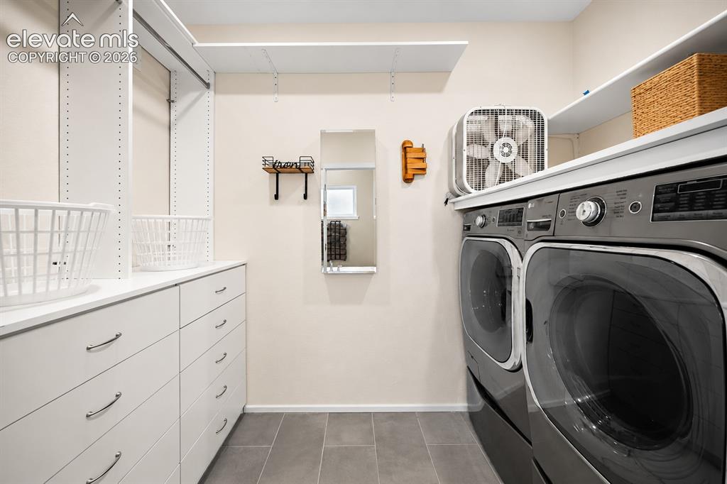 Image 20 of 47: Laundry