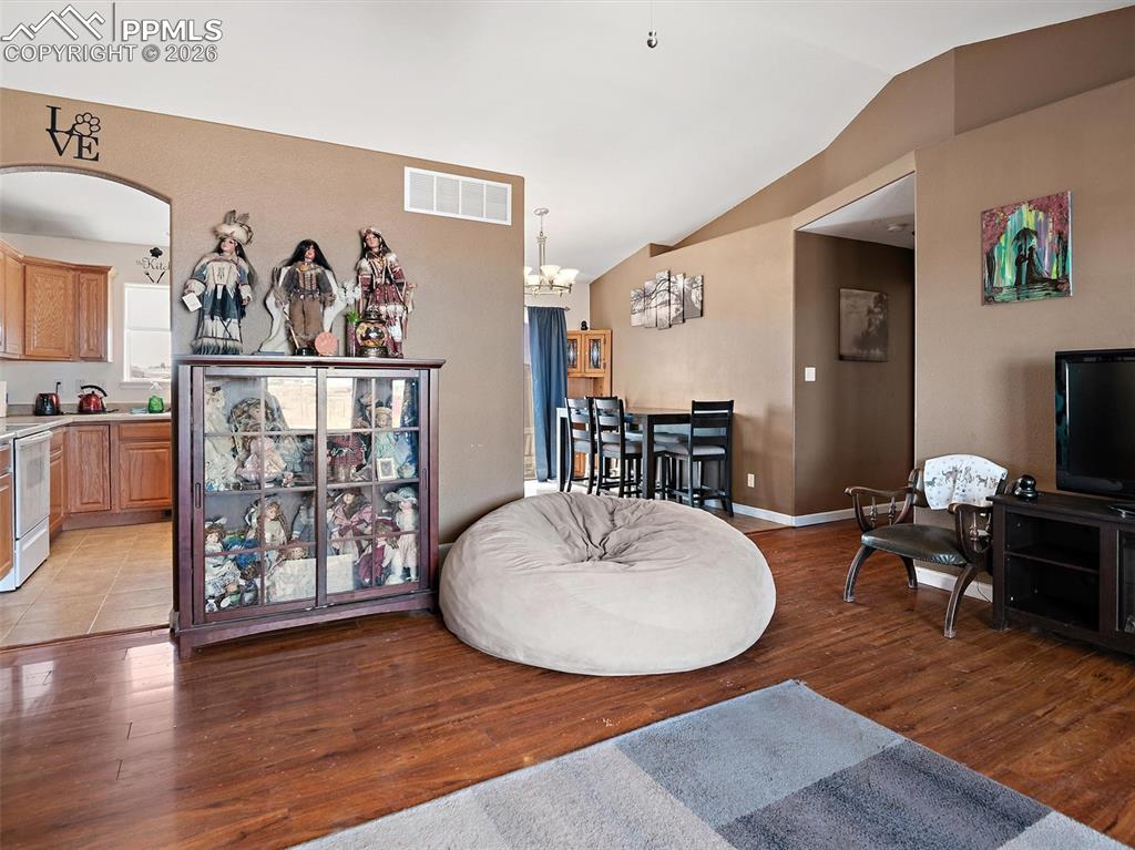 Image 6 of 28: Living Room