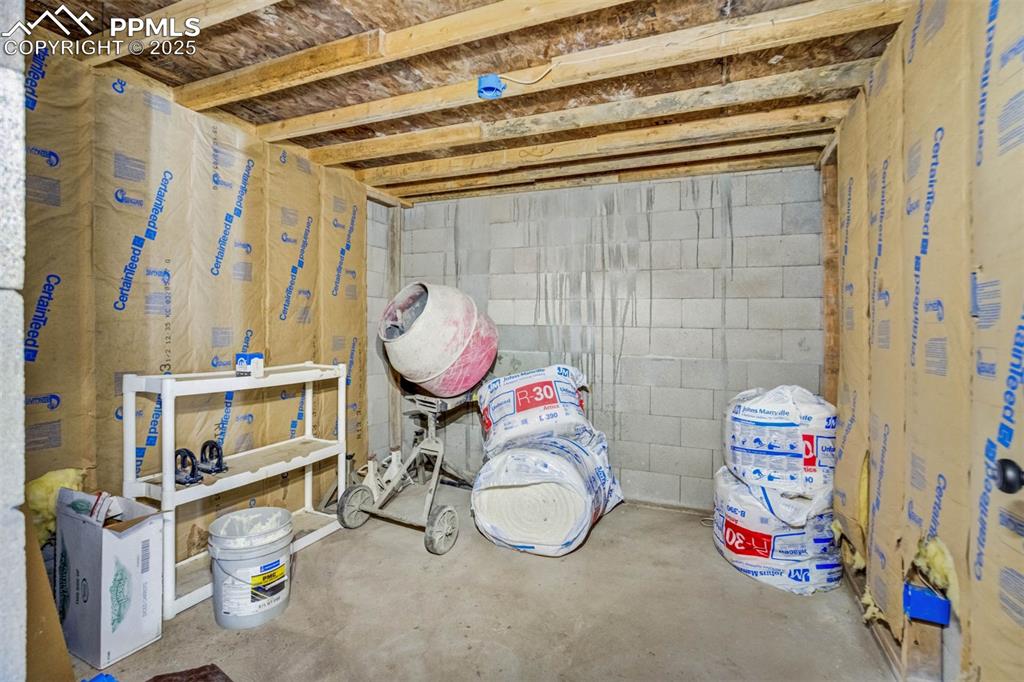 Image 37 of 50: Basement